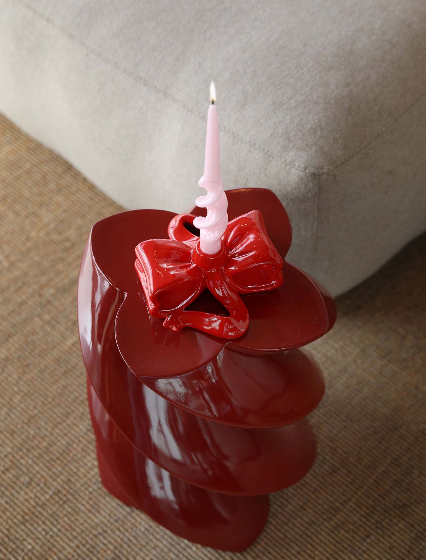 Candelabro lazo rojo